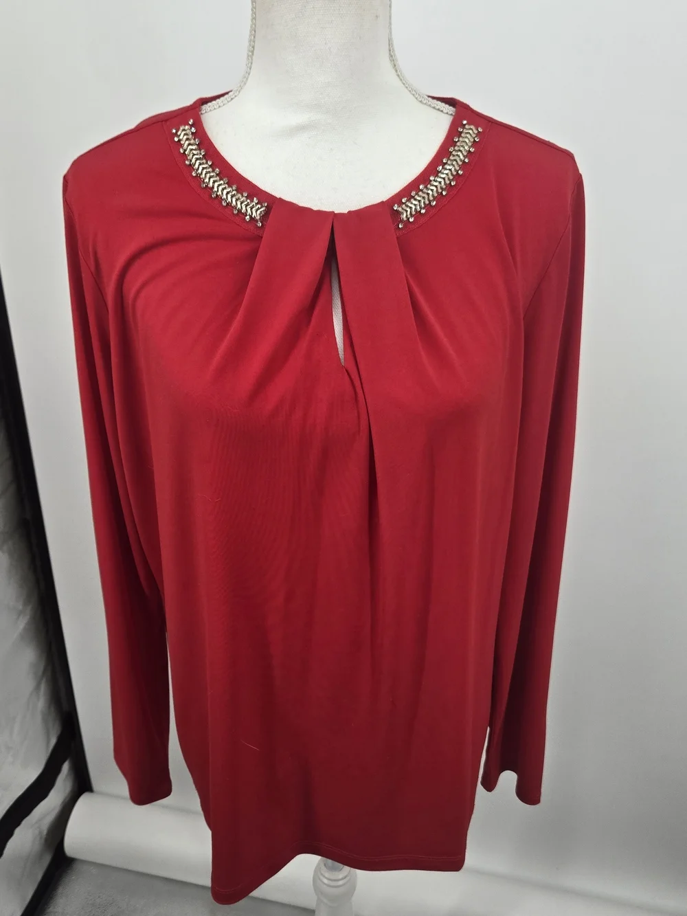 Liz Claiborne Career Red Jeweled Neck LS Blouse Large (7574)